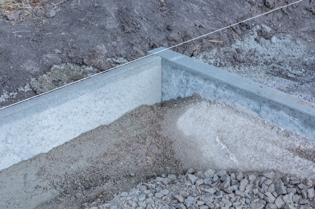 Монтаж бордюр на тощий бетон марки М150 класс прочности В 12 5